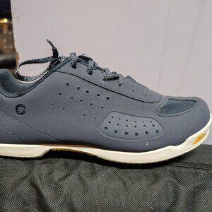 Cycling shoes w. Clips